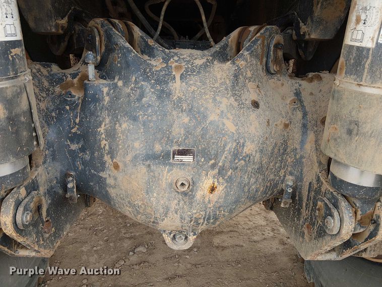 image for item EC1226 2017 Komatsu HD605-8 haul truck