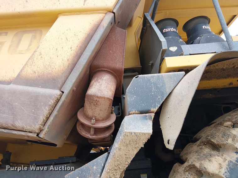 image for item EC1226 2017 Komatsu HD605-8 haul truck