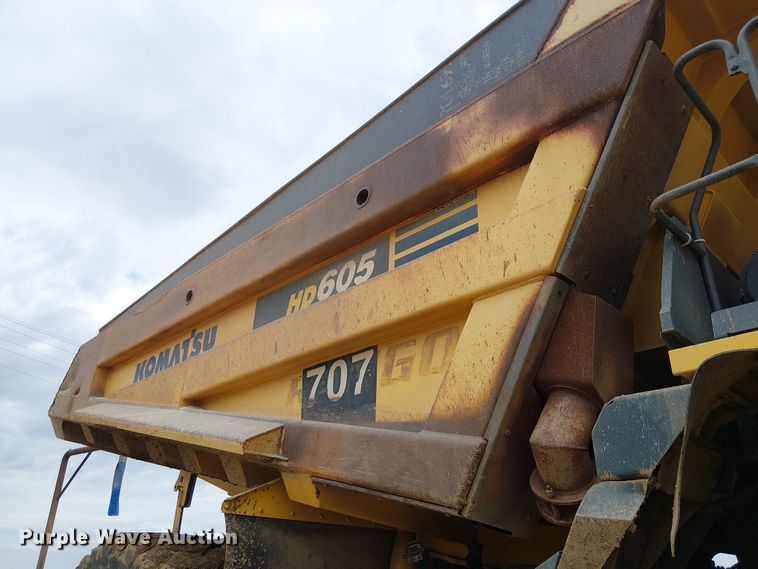 image for item EC1226 2017 Komatsu HD605-8 haul truck