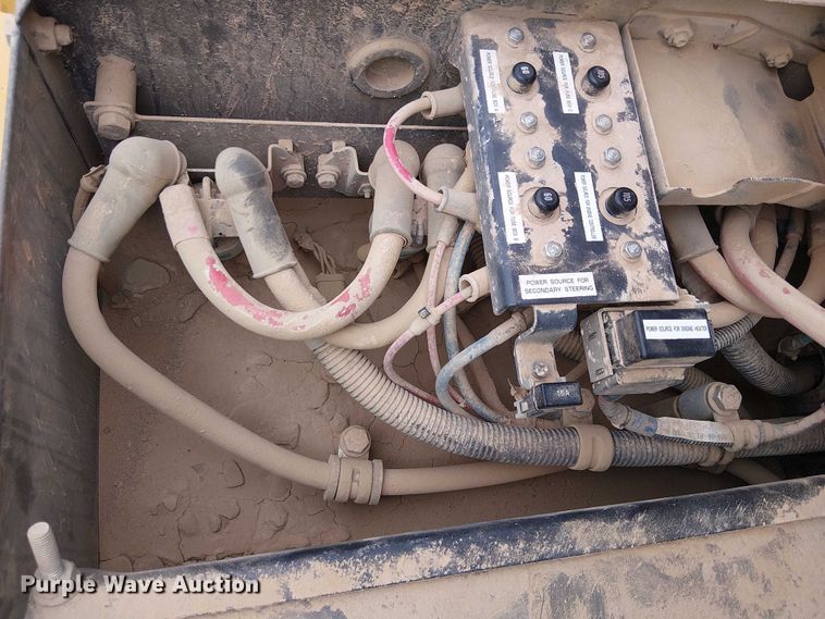 image for item EC1226 2017 Komatsu HD605-8 haul truck