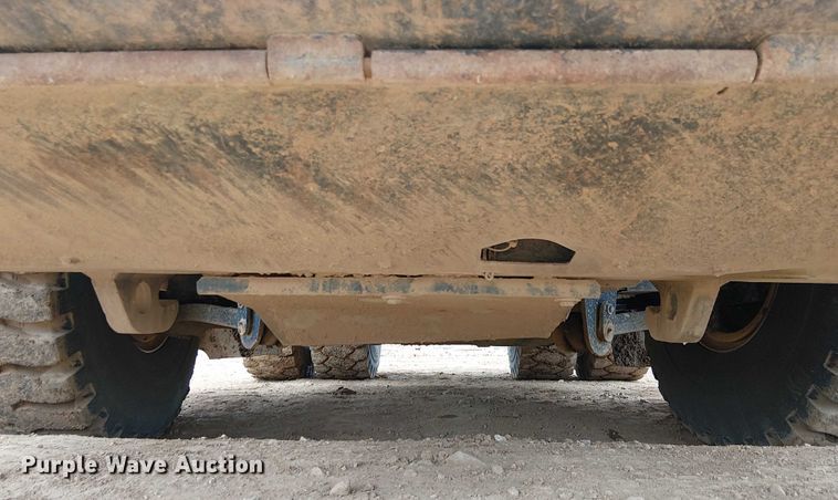 image for item EC1226 2017 Komatsu HD605-8 haul truck