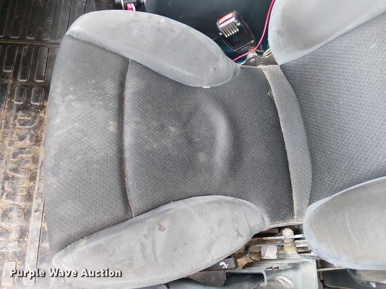 image for item EC1226 2017 Komatsu HD605-8 haul truck