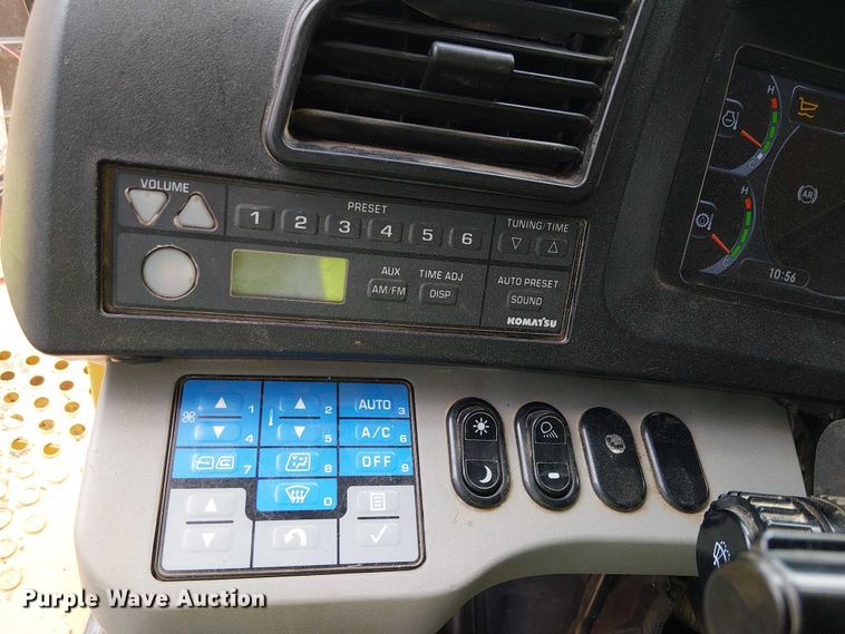 image for item EC1226 2017 Komatsu HD605-8 haul truck