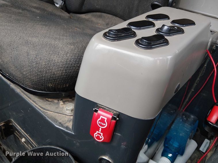 image for item EC1226 2017 Komatsu HD605-8 haul truck