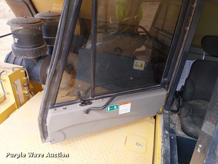 image for item EC1226 2017 Komatsu HD605-8 haul truck