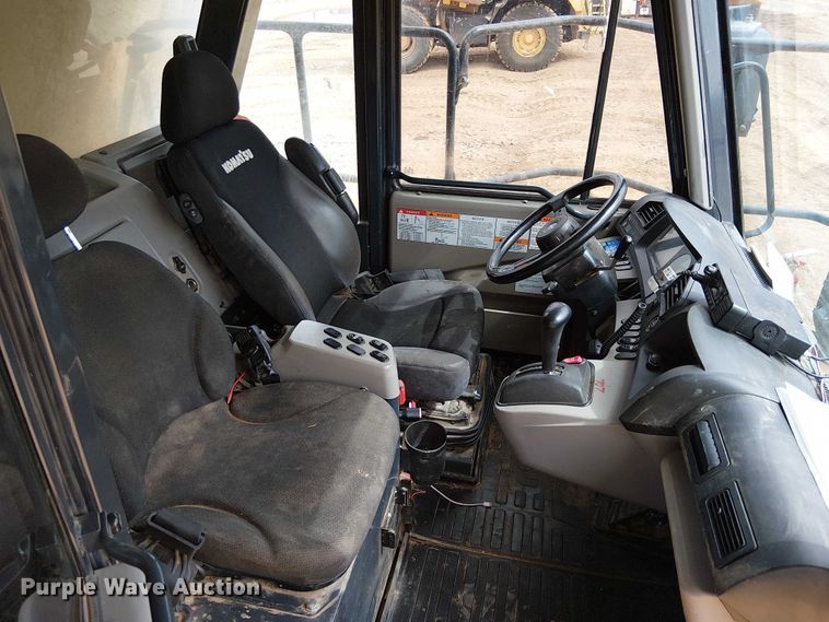 image for item EC1226 2017 Komatsu HD605-8 haul truck