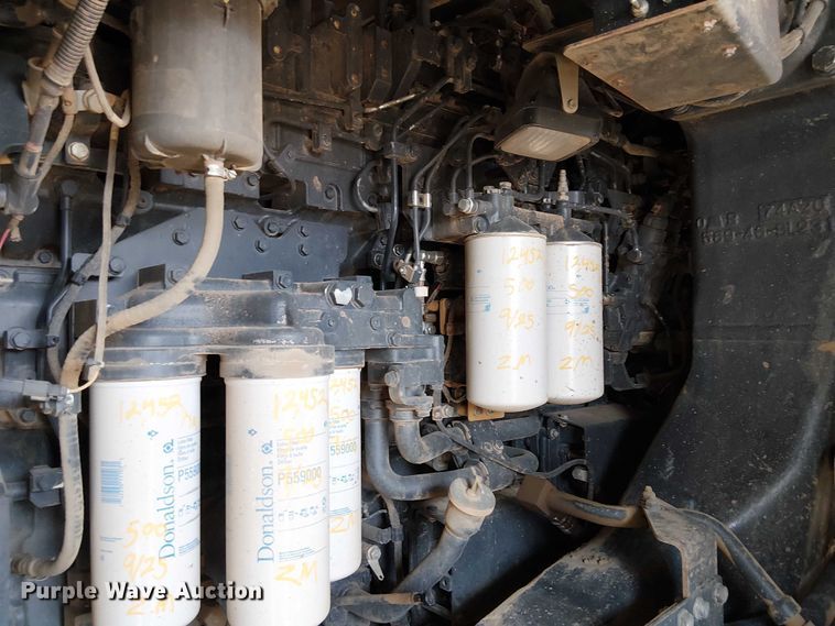 image for item EC1226 2017 Komatsu HD605-8 haul truck