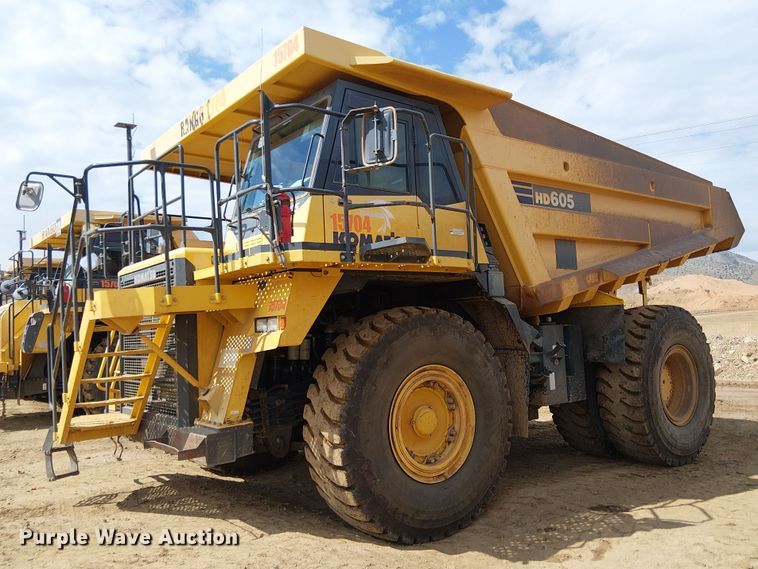 2015 Komatsu HD605-7E0