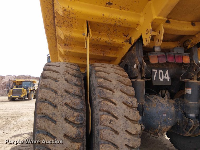 image for item EC1227 2015 Komatsu HD605-7E0 haul truck