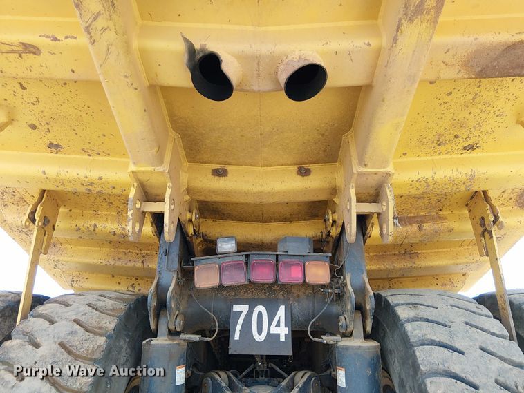 image for item EC1227 2015 Komatsu HD605-7E0 haul truck