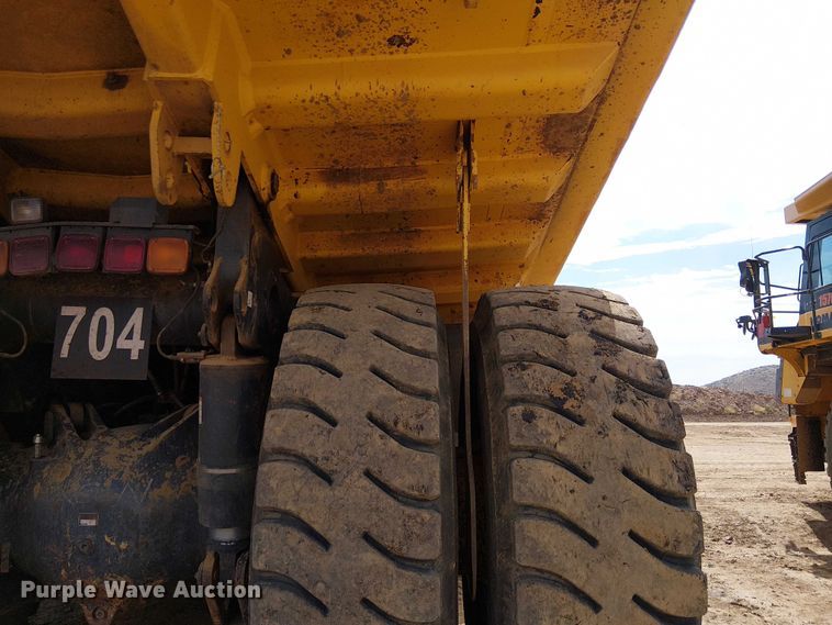 image for item EC1227 2015 Komatsu HD605-7E0 haul truck