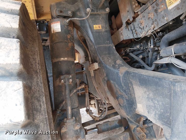 image for item EC1227 2015 Komatsu HD605-7E0 haul truck