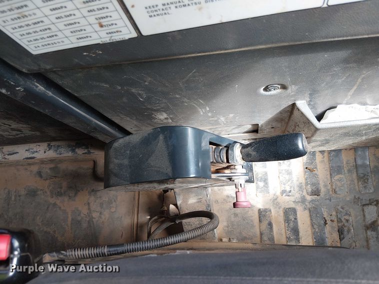 image for item EC1227 2015 Komatsu HD605-7E0 haul truck