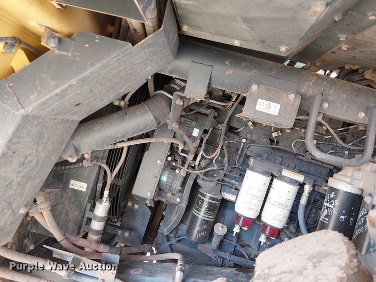 image for item EC1227 2015 Komatsu HD605-7E0 haul truck