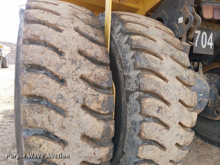 image for item EC1227 2015 Komatsu HD605-7E0 haul truck