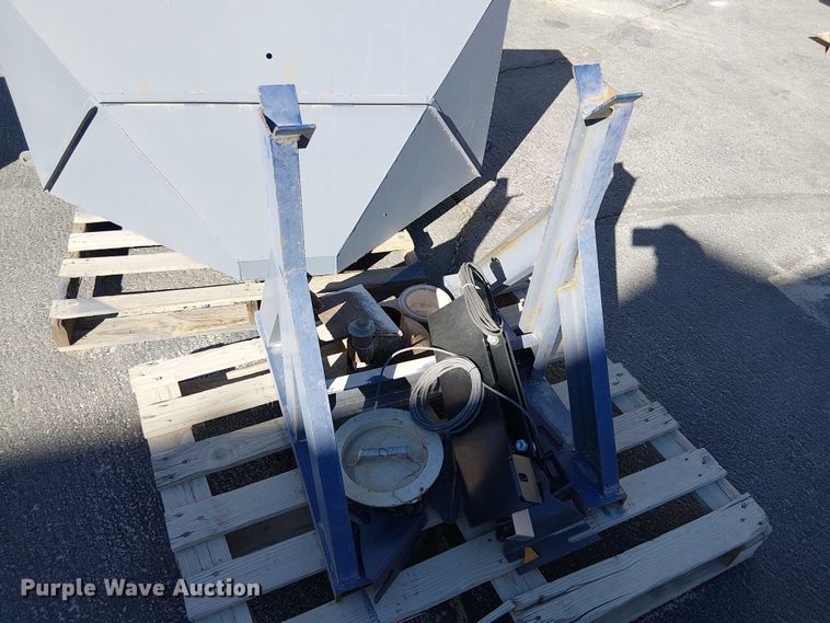 image for item EC1264 Screen plant parts