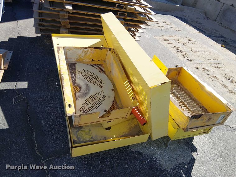 image for item EC1264 Screen plant parts