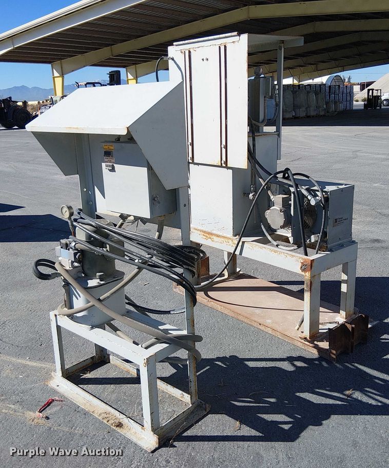 image for item EC1266 (2) hydraulic pump stations