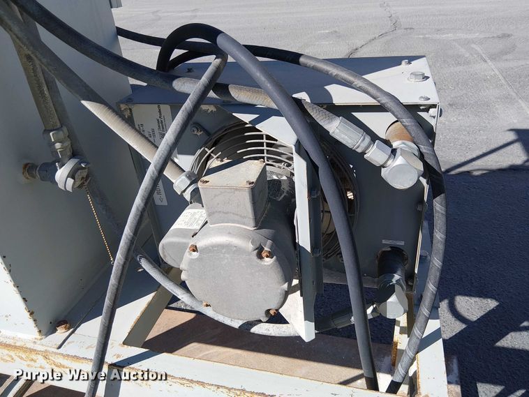 image for item EC1266 (2) hydraulic pump stations