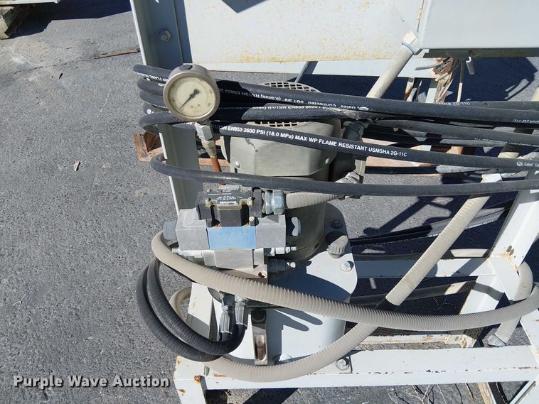 image for item EC1266 (2) hydraulic pump stations