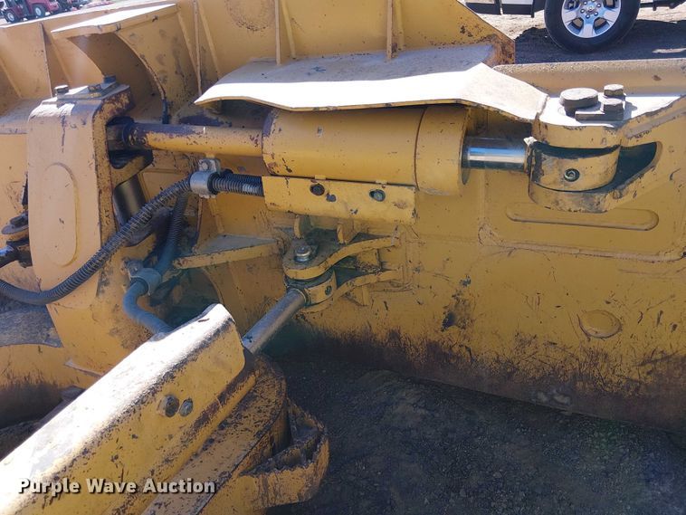 image for item EC1307 2012 Caterpillar D6N LGP dozer