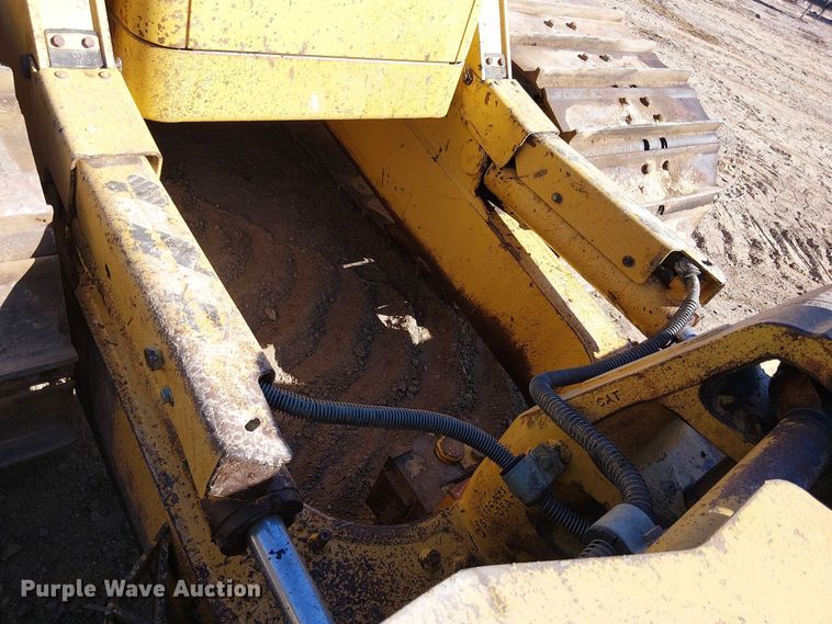 image for item EC1307 2012 Caterpillar D6N LGP dozer