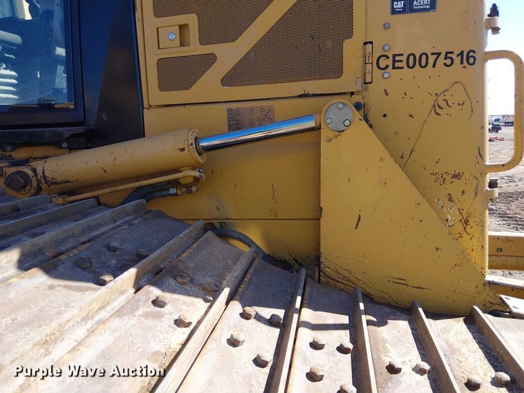 image for item EC1307 2012 Caterpillar D6N LGP dozer