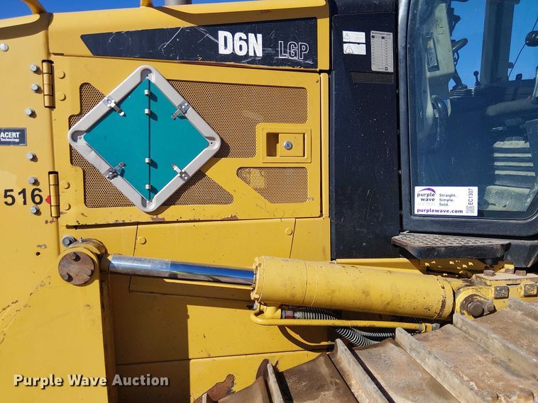 image for item EC1307 2012 Caterpillar D6N LGP dozer
