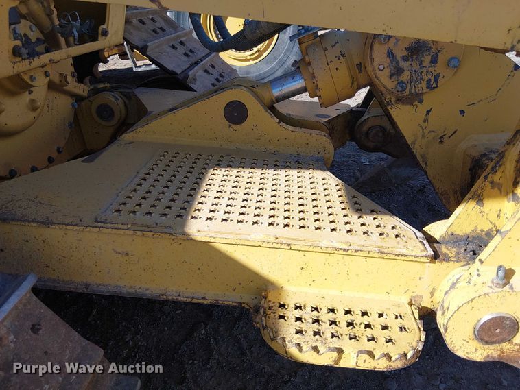 image for item EC1307 2012 Caterpillar D6N LGP dozer