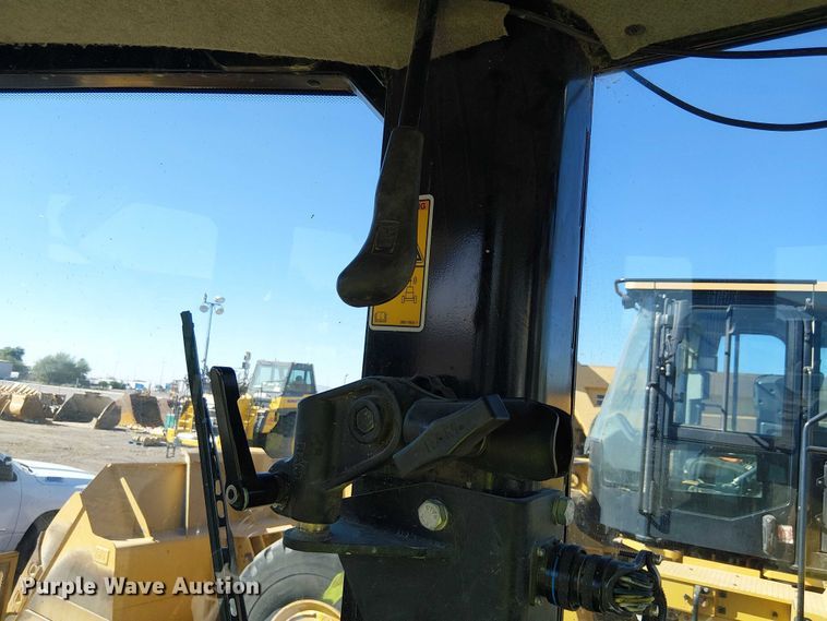 image for item EC1307 2012 Caterpillar D6N LGP dozer