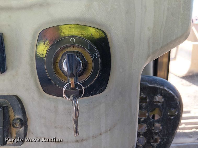 image for item EC1307 2012 Caterpillar D6N LGP dozer