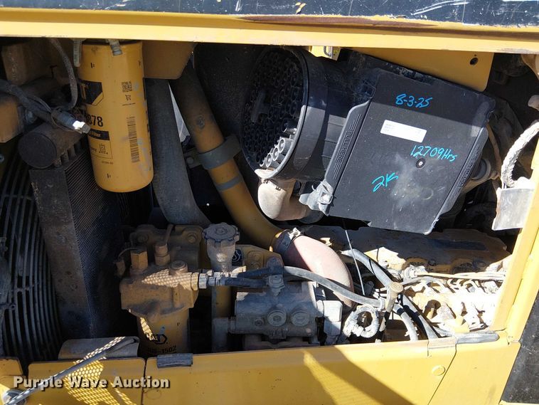 image for item EC1307 2012 Caterpillar D6N LGP dozer