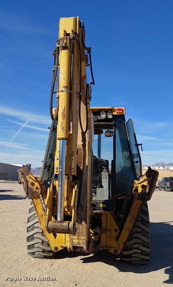 image for item EC1321 2005 Caterpillar 420D backhoe