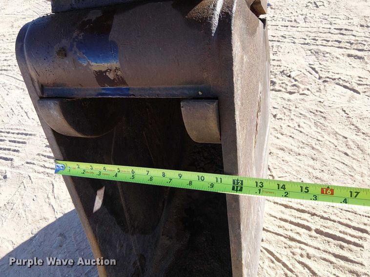 image for item EC1321 2005 Caterpillar 420D backhoe