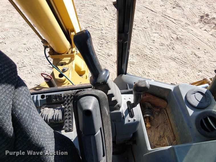 image for item EC1321 2005 Caterpillar 420D backhoe