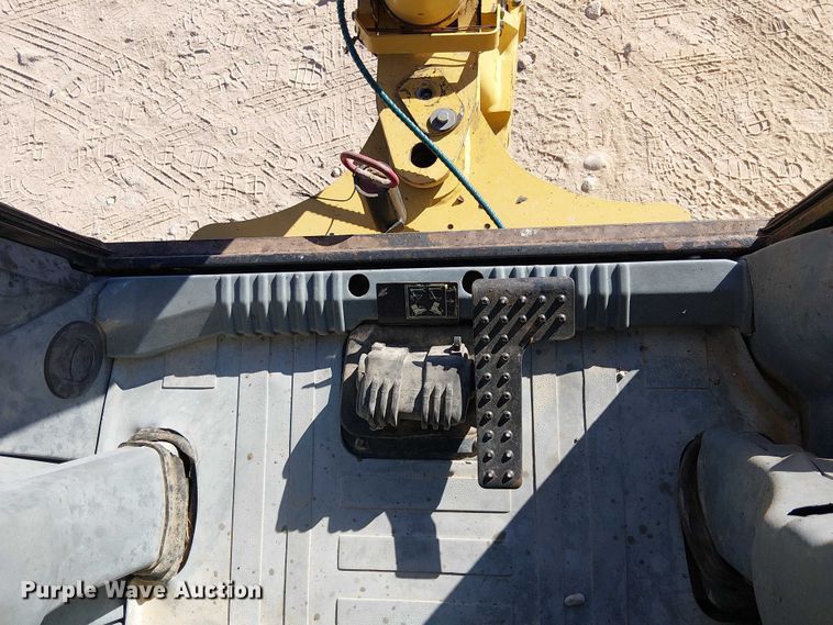 image for item EC1321 2005 Caterpillar 420D backhoe