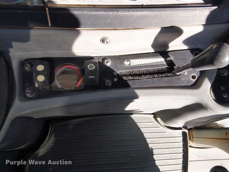 image for item EC1321 2005 Caterpillar 420D backhoe