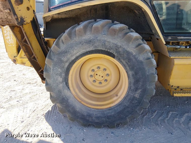 image for item EC1321 2005 Caterpillar 420D backhoe