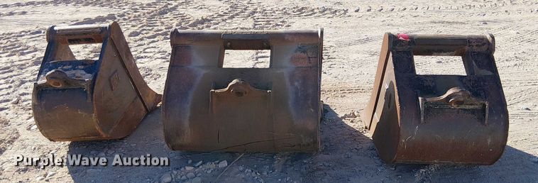 image for item EC1321 2005 Caterpillar 420D backhoe