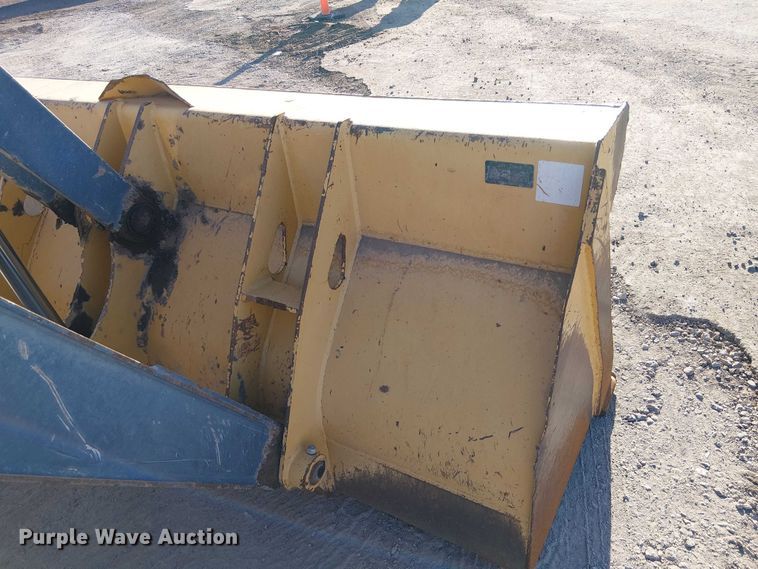 image for item EC1325 2014 John Deere 310SK backhoe