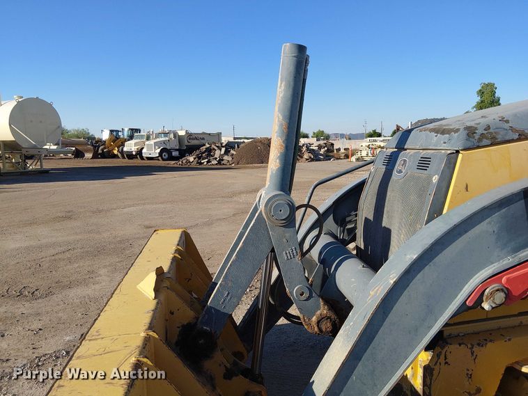 image for item EC1325 2014 John Deere 310SK backhoe