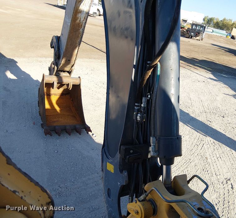 image for item EC1325 2014 John Deere 310SK backhoe