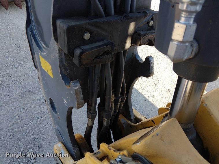 image for item EC1325 2014 John Deere 310SK backhoe