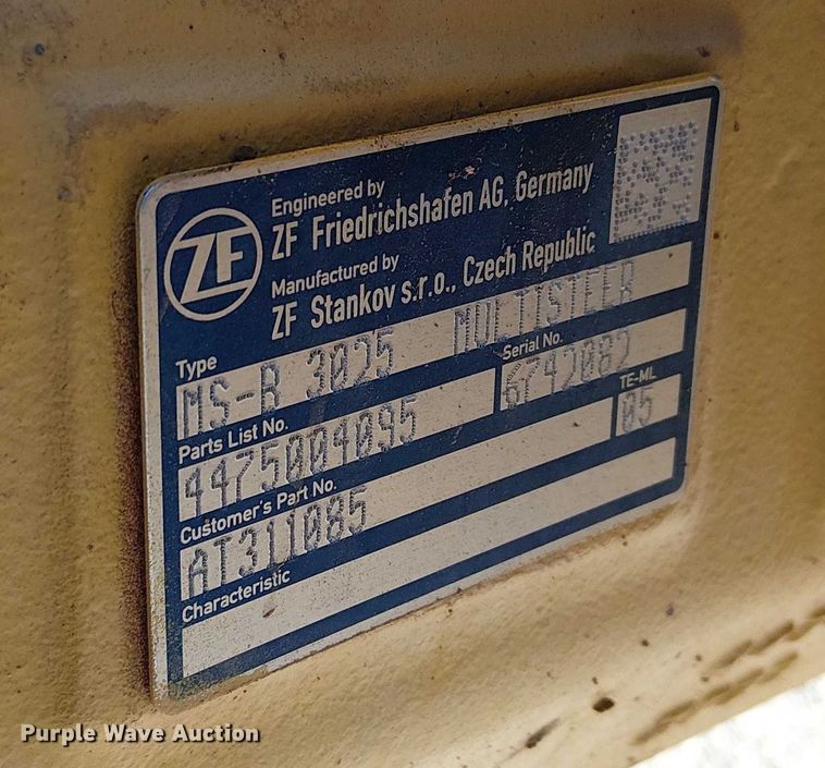 image for item EC1325 2014 John Deere 310SK backhoe