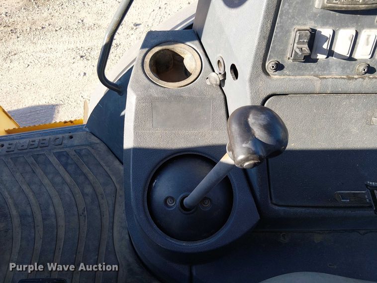 image for item EC1325 2014 John Deere 310SK backhoe