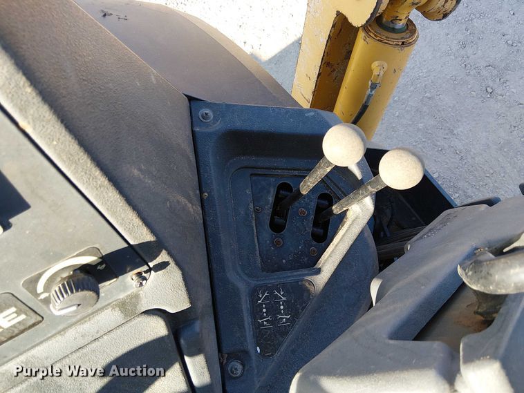 image for item EC1325 2014 John Deere 310SK backhoe