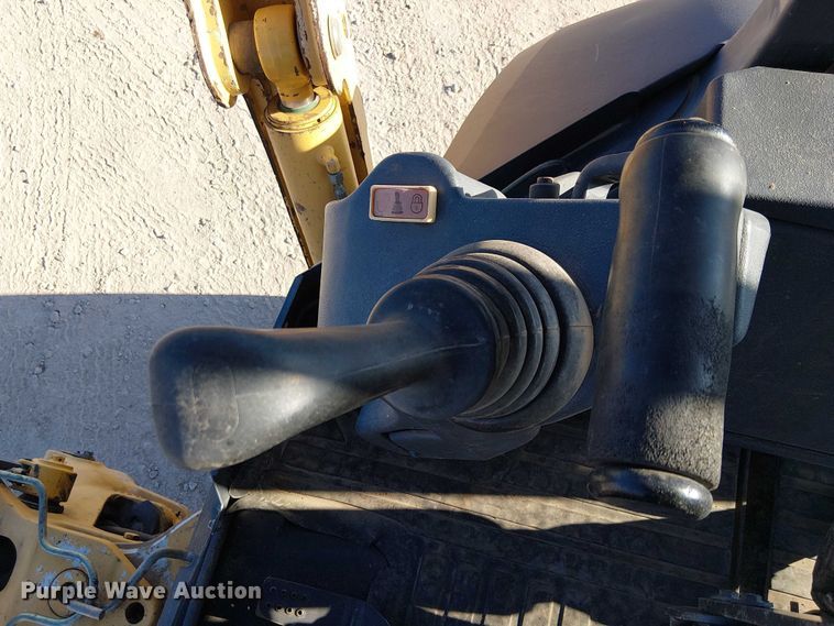 image for item EC1325 2014 John Deere 310SK backhoe