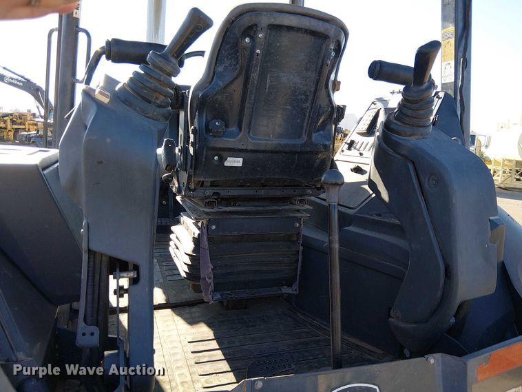 image for item EC1325 2014 John Deere 310SK backhoe