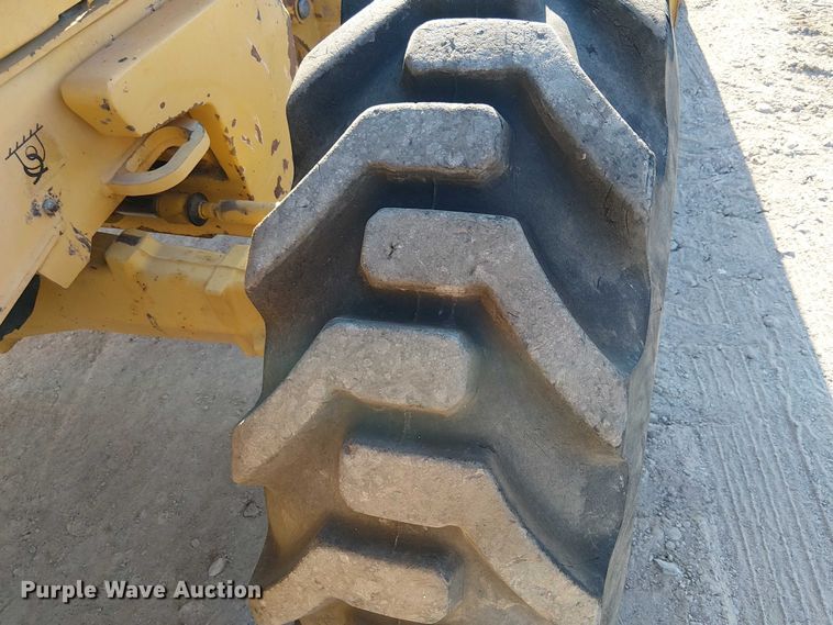 image for item EC1325 2014 John Deere 310SK backhoe