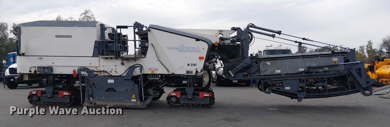 image for item EC1332 2015 Wirtgen W210i milling machine